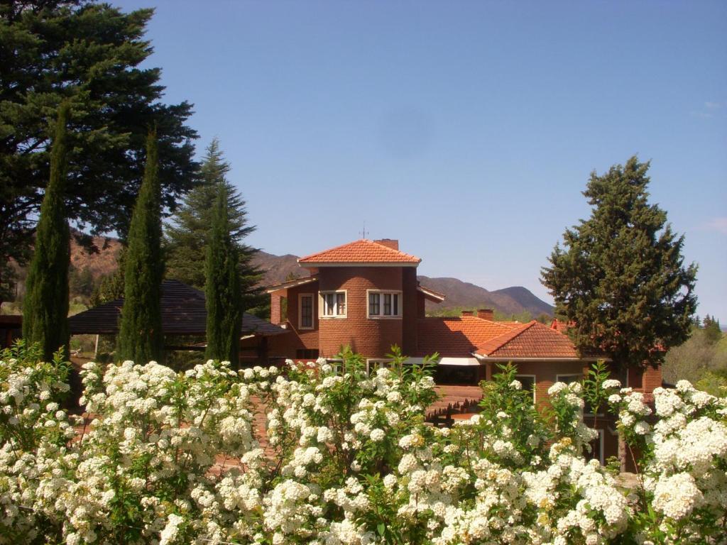 ויז'ה חנראל בלגרנו Chalet Suisse Posada & Spa - Adults Only מראה חיצוני תמונה