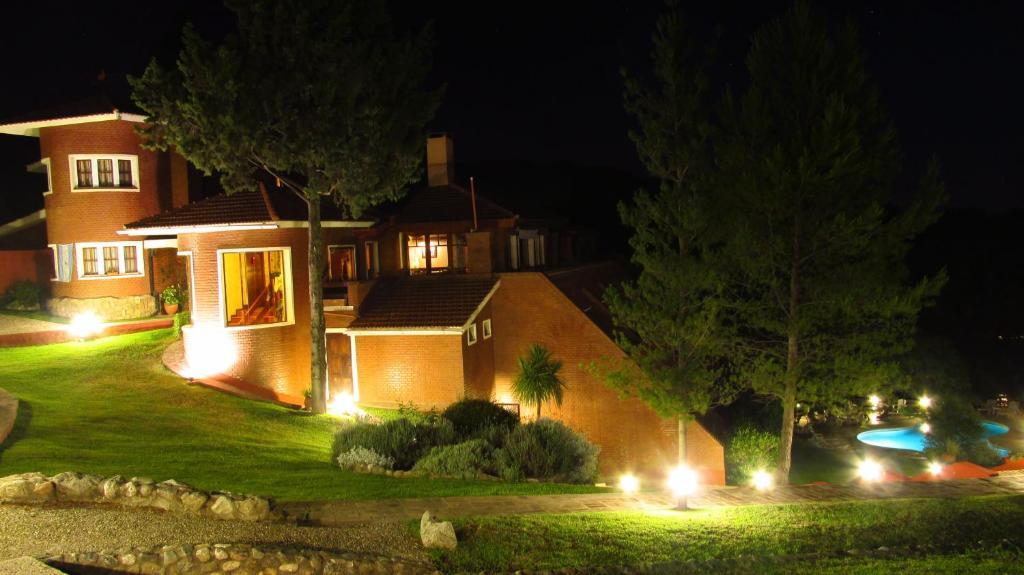 ויז'ה חנראל בלגרנו Chalet Suisse Posada & Spa - Adults Only מראה חיצוני תמונה